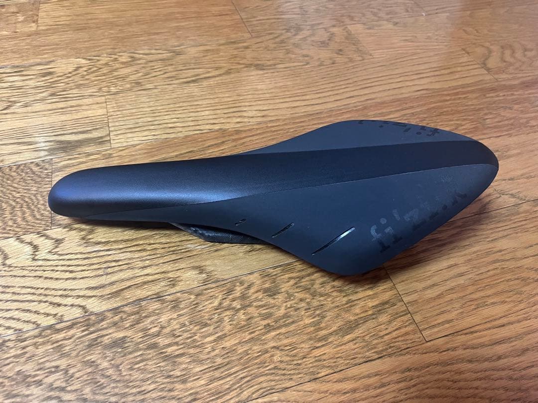 fizik フィジーク ARIONE アリオネ R1 カーボンレール