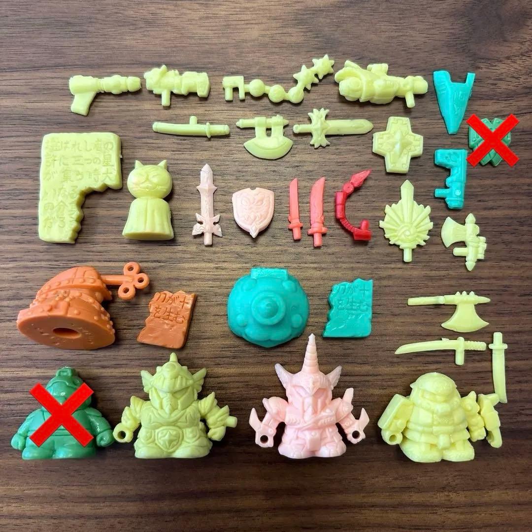 ガシャポン ニャゴ神 石板 3種の神器 他【ジャンク品】