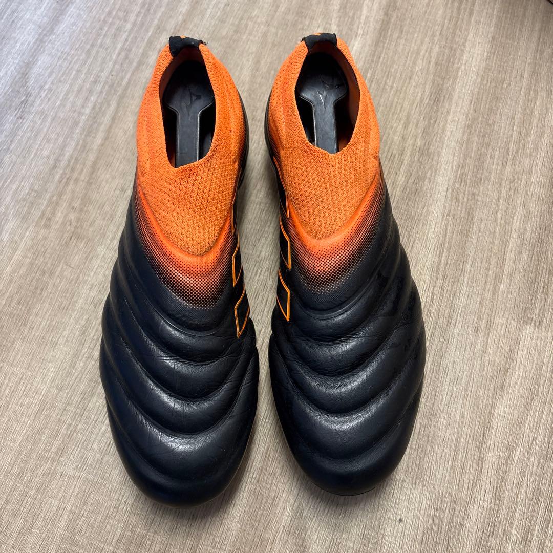 adidas サッカーシューズ スパイク 黒/オレンジ