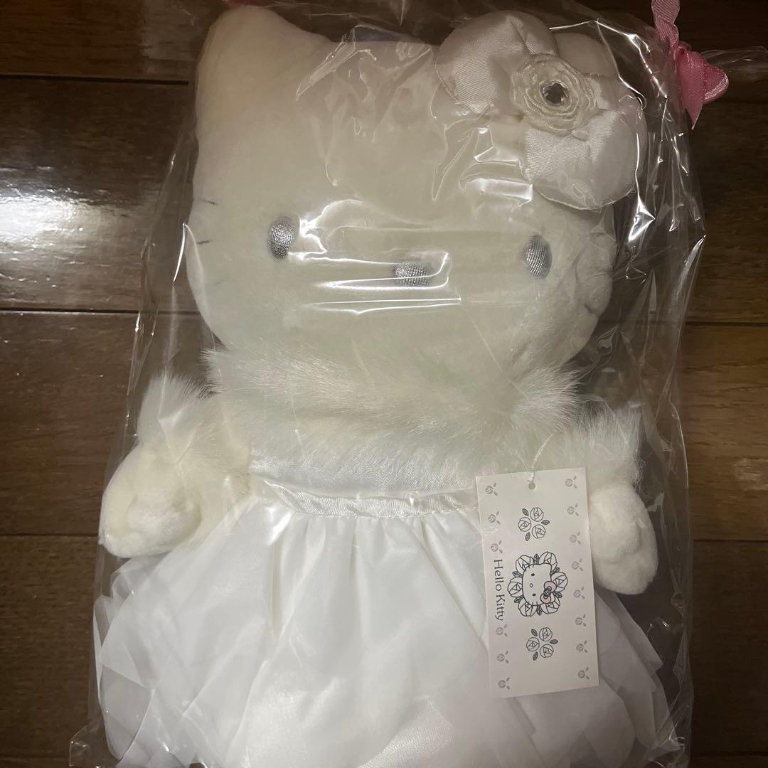 ハローキティ ぬいぐるみ ドール