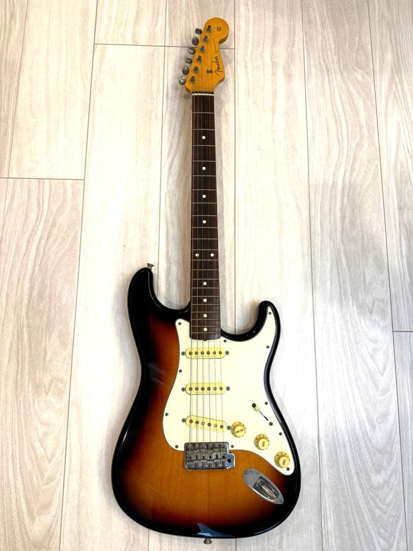 Fender Japan ストラトキャスター　ディマジオPU