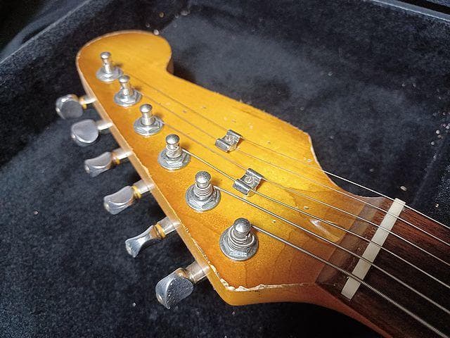 ◆ CustomElectr Relic OlympicWhiteStrato◆