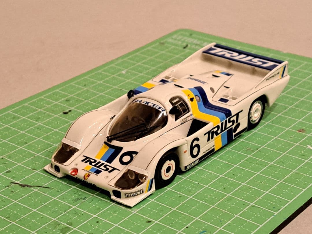 AMR 1/43 TRUST ポルシェ956 完成品