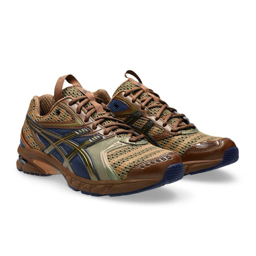 ウォーキング・ランニングウェア ASICS / UB9-S GEL-DSTRAINER14 26.0