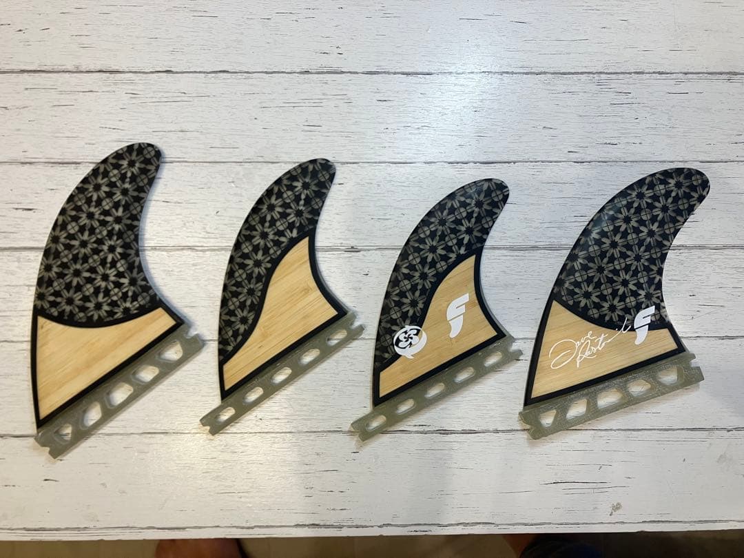 futures QUAD RASTA BAMBOO 美品　クアッドフィンセット