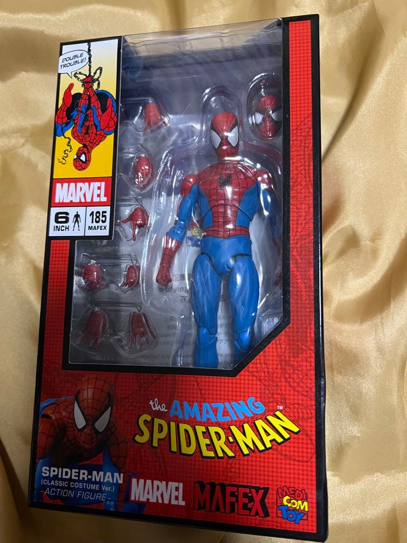 MAFEX スパイダーマンCLASSIC COSTUME Ver.