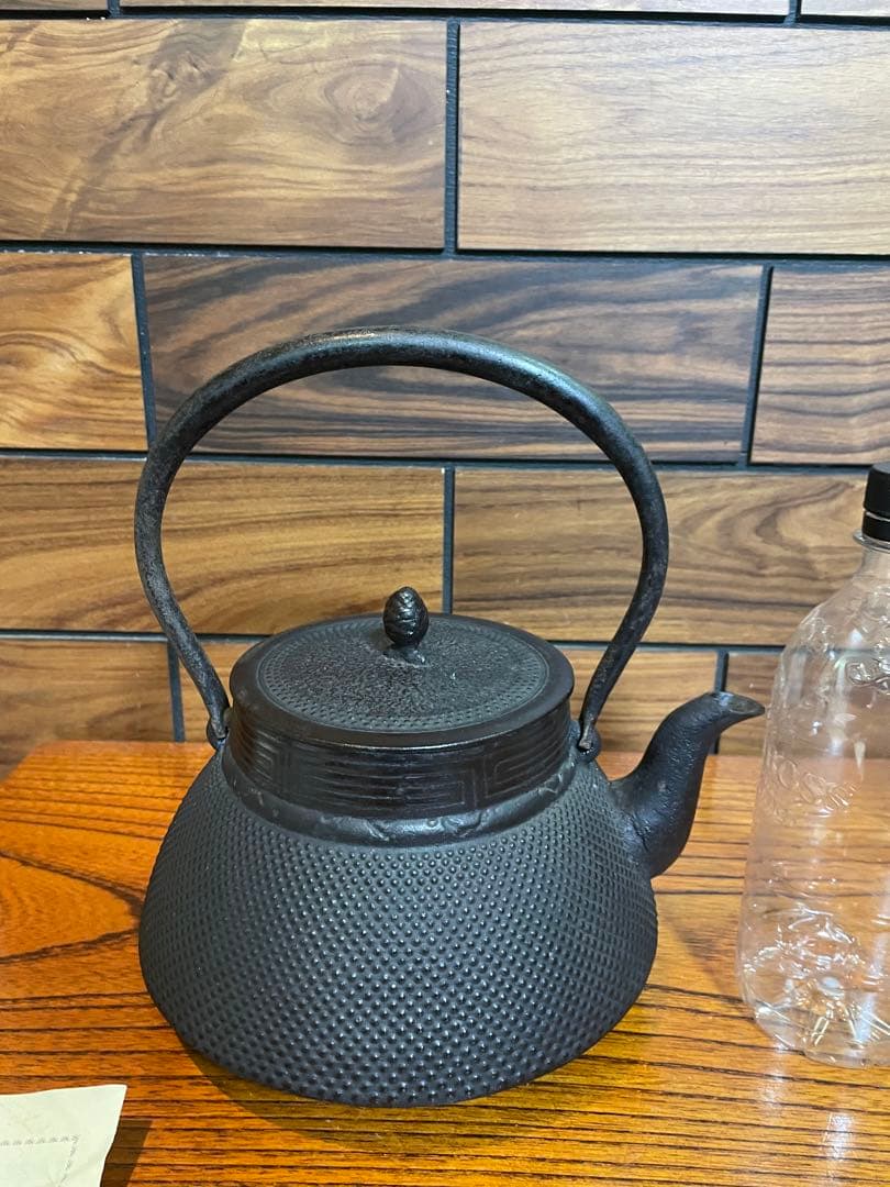 南部鉄器　鉄瓶　照光堂　あられ　雷紋　1.5L 茶道　茶道具