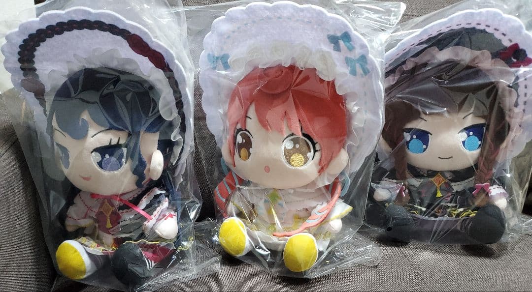 ガァルマゲドン おすわりぬいぐるみ 全3種 缶バッジコンプセット