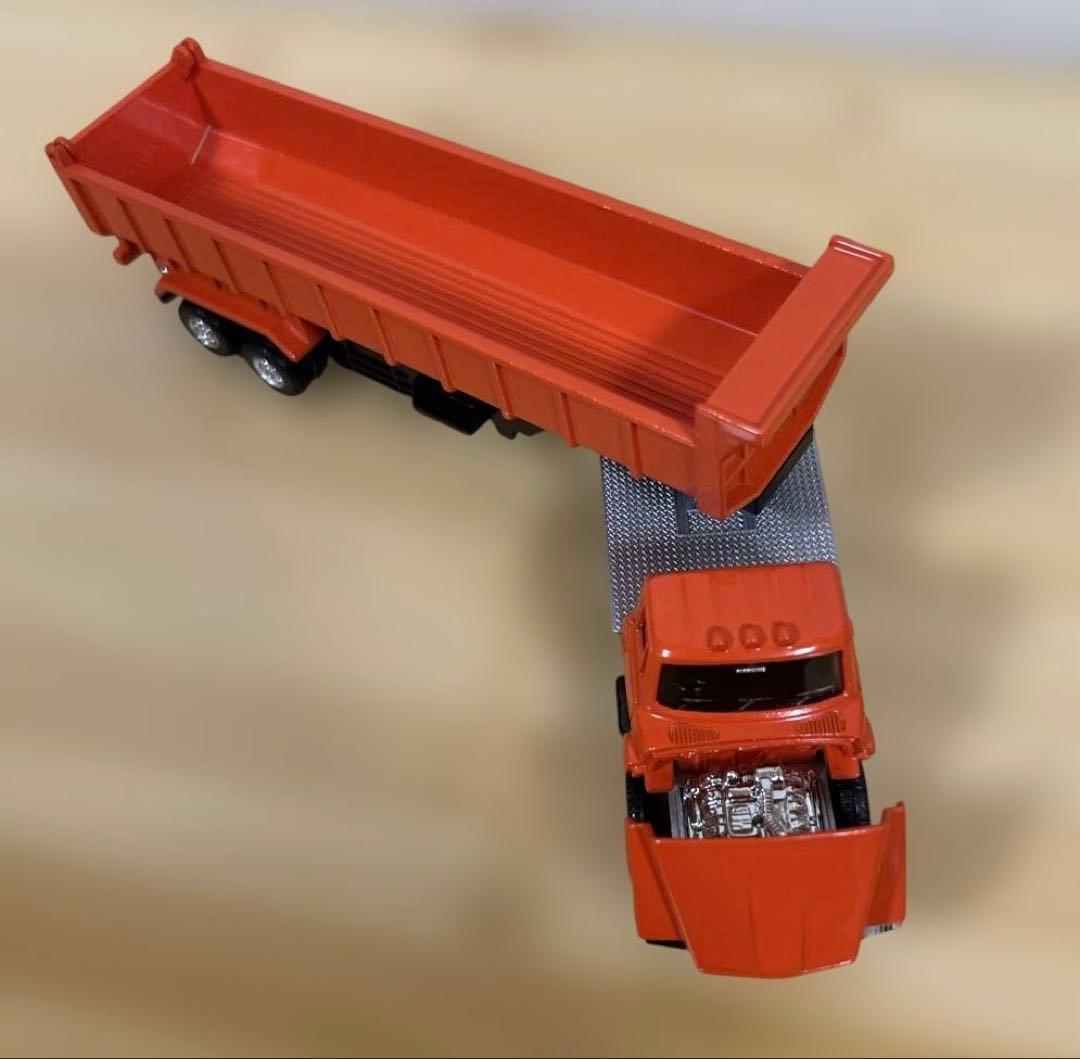 トミカダンディ046日産ディーゼル トレーラーダンプ