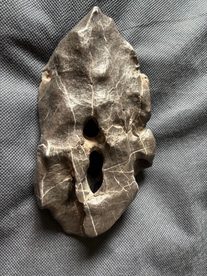 中国　天然　鑑賞　石　痩透漏　18✖︎10cm