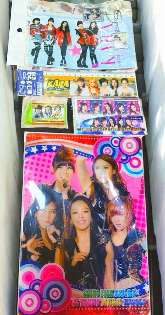 KARA グッズメモ用紙・文房具・キーホルダーセット K -POP 韓国アイドル