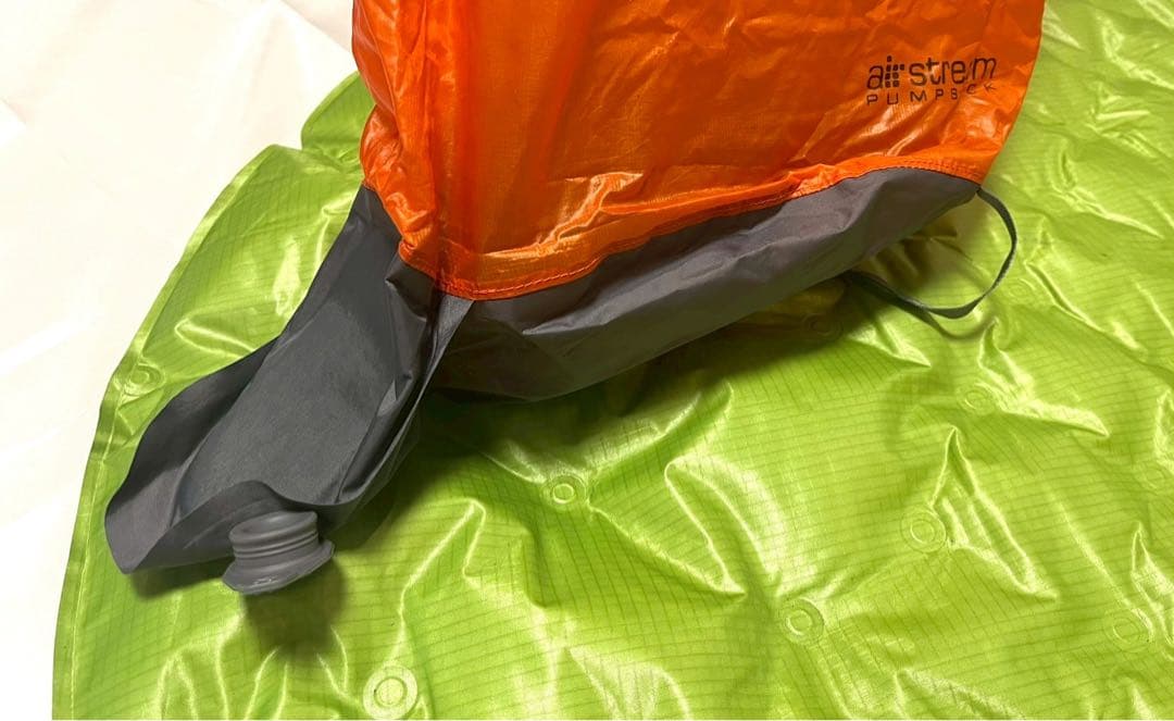 Comfortlight InsulatedS スリーピングマット+ポンプサック