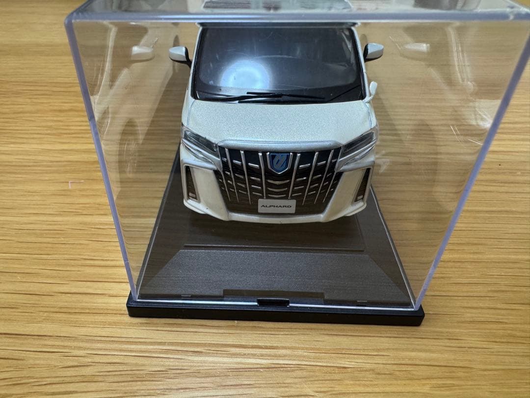 アルファード　ミニカー