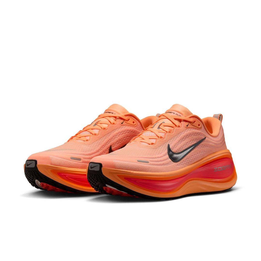 NIKE ボメロ プラス 25.5cm