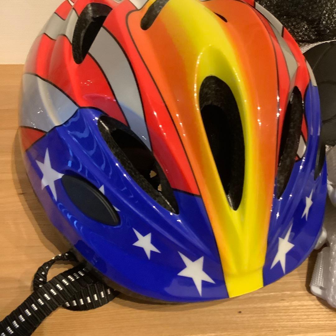 【美品】スパーキー　キックバイク　レッド　SPARKY ヘルメット　腕膝当て付き