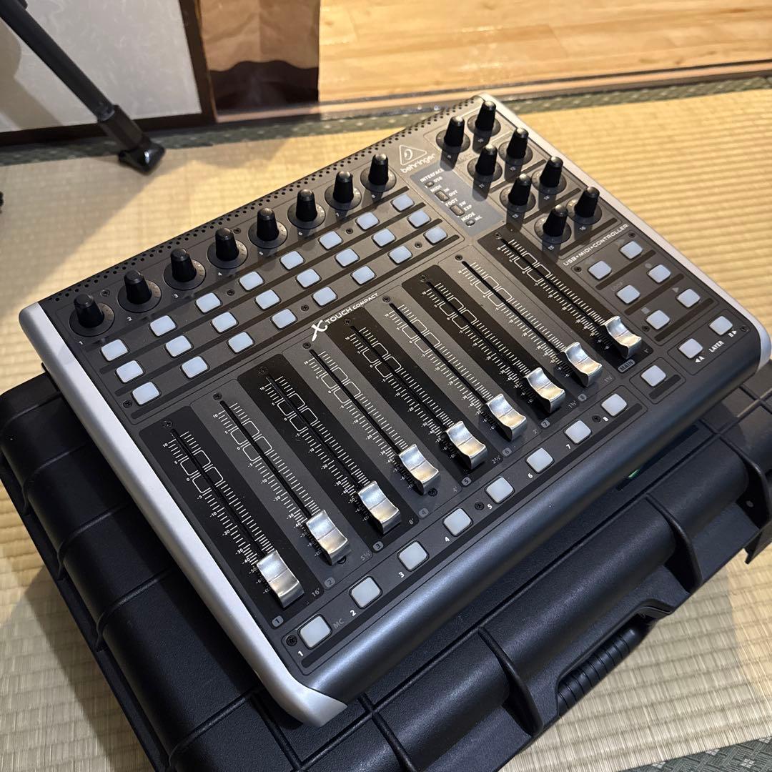 DTM・DAW Behringer X-Touch Compact