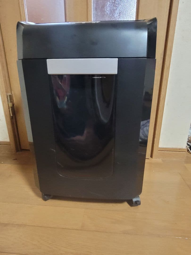 家庭用シュレッダー A4サイズ最大18枚