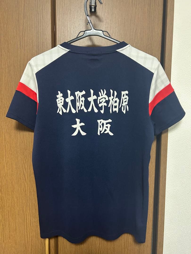 [YONEX]ヨネックス バドミントン　ウェア　背面あり　東大阪大学柏原