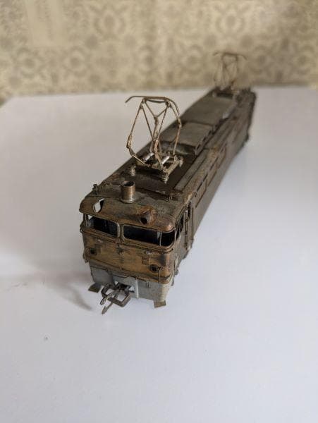 Y【ジャンク品】鉄道模型 EF18形 電気機関車 欠品あり 部品取り S