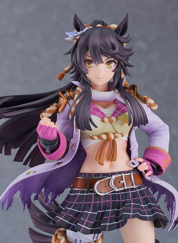 新品未開封　ウマ娘　ナリタブライアン　フィギュア