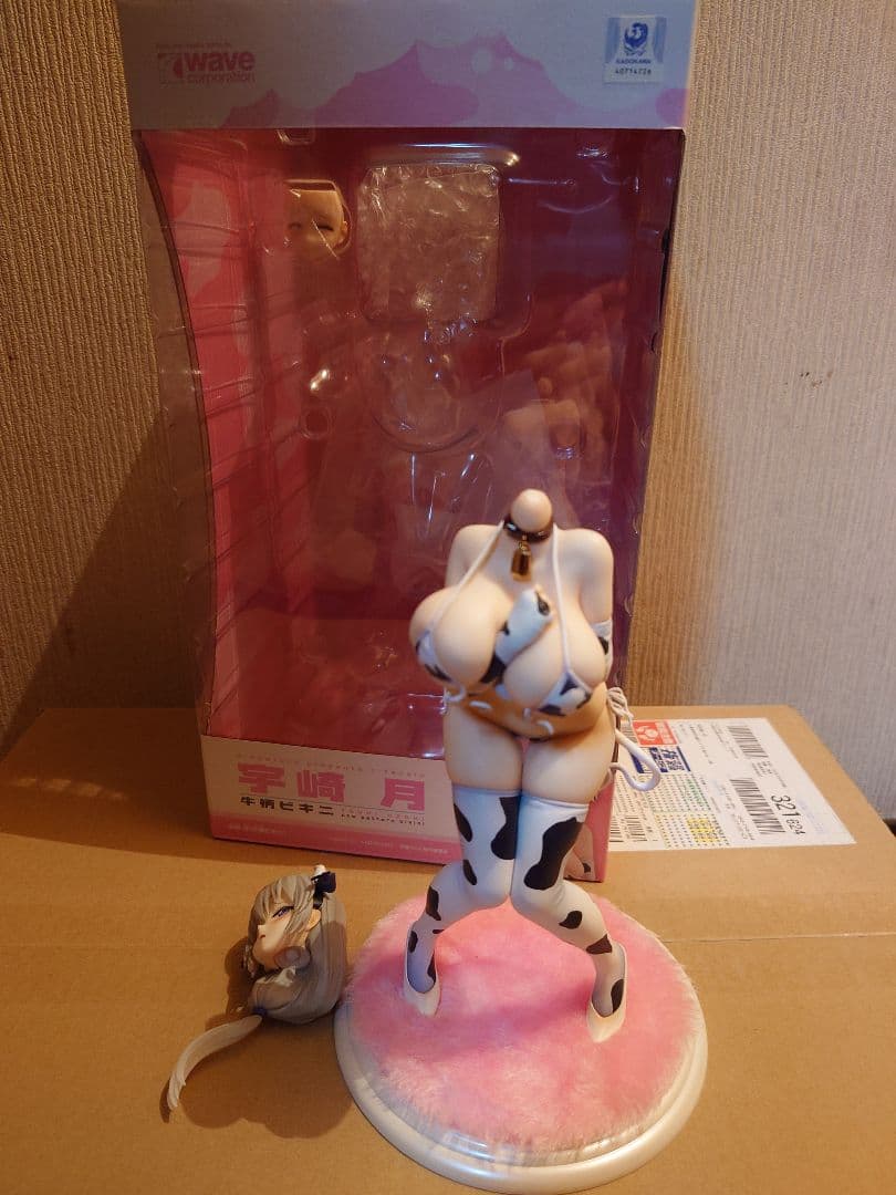 ジャンクwave宇崎月 牛柄ビキニフィギュア