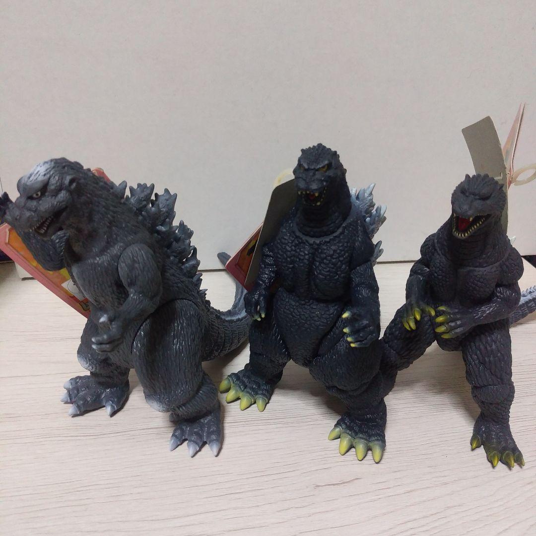 ムービーモンスターシリーズ　初代ゴジラ　ゴジラ　ゴジラ2005　タグ付き　新品