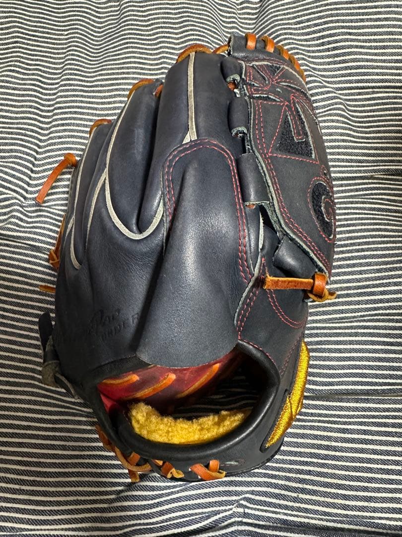 Mizuno Pro 軟式グローブ　菅野モデルを基本型としたオーダーグローブ