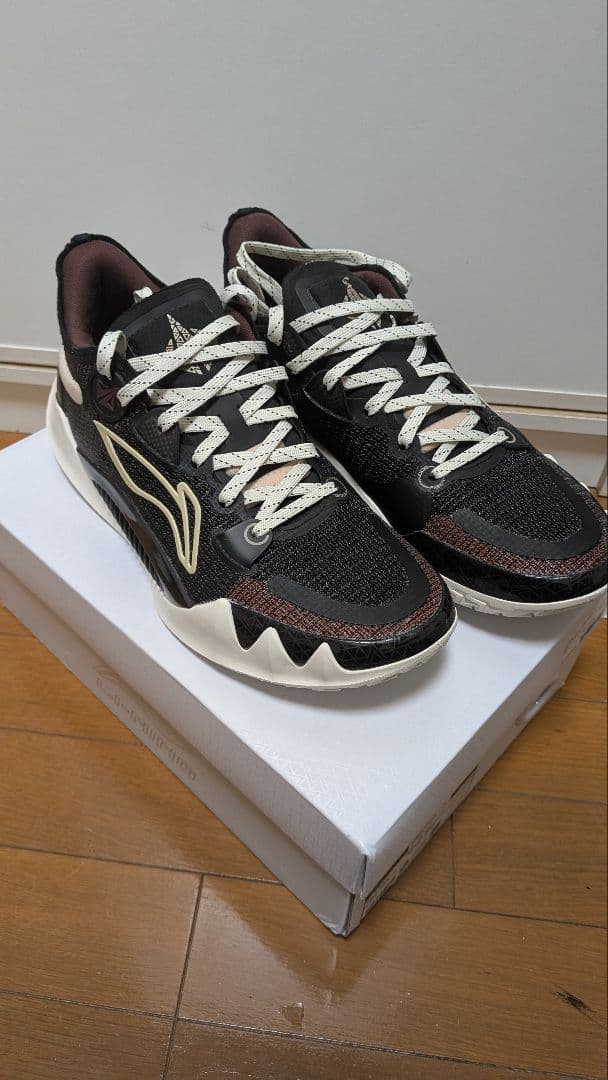 JIMMY BUTLER 1 バスケットボールシューズ 9.5
