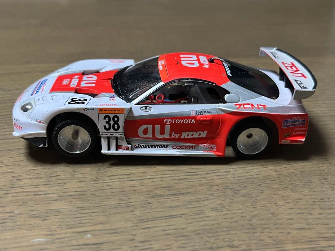 AU CERUMO SUPRA スープラ　スロットカー