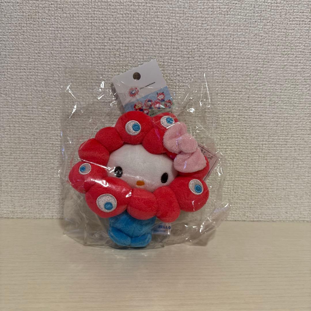 現地　限定カラー　ミャクミャク　ハローキティ ぬいぐるみ　キーホルダー
