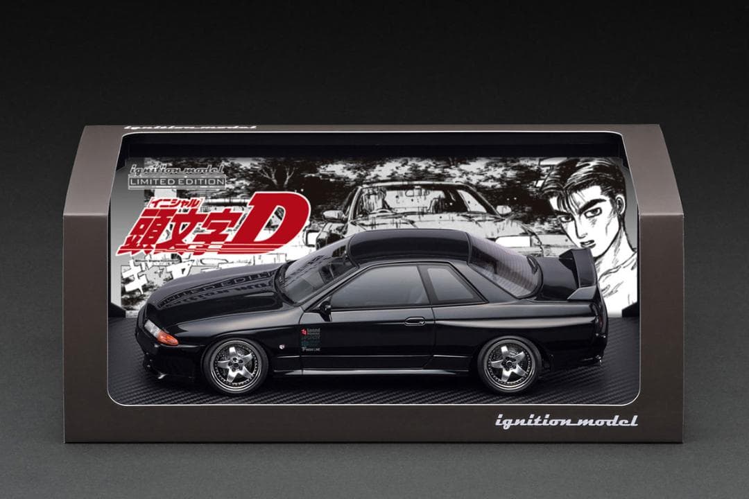 頭文字D 1/18 スカイラインGT-R V-spec II BNR32