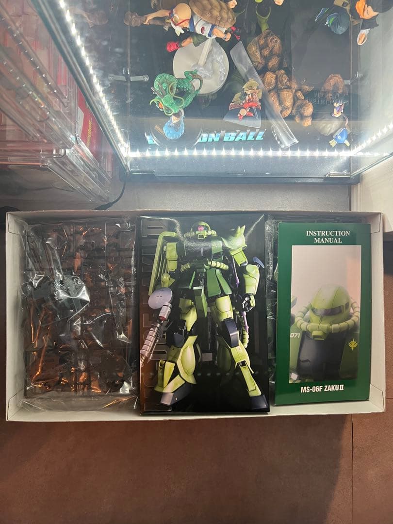 MS-06F ZAKU-II パーフェクトグレード　PG