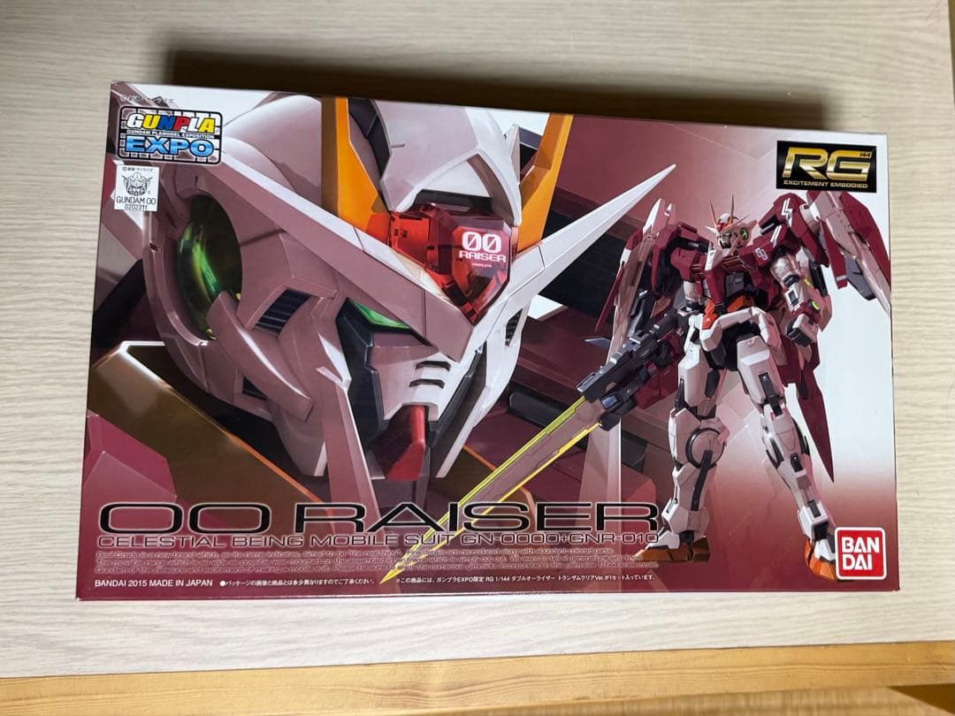 RG ダブルオーライザー トランザムクリア　HGアイズガンダム　2点
