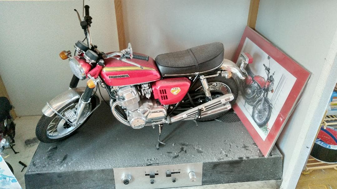 【手渡し】1/4 デアゴスティーニ ホンダ CB750 FOUR（完成品）