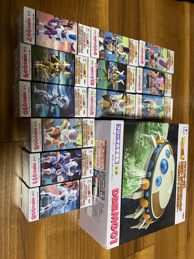 ワールドコレクタブル　FREEZA SPECIALvol.1 vol.2 宇宙船