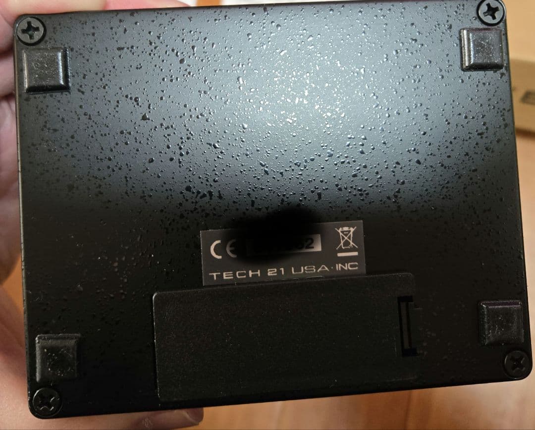 ベース SansAmp BASS D DI V2 TECH 21
