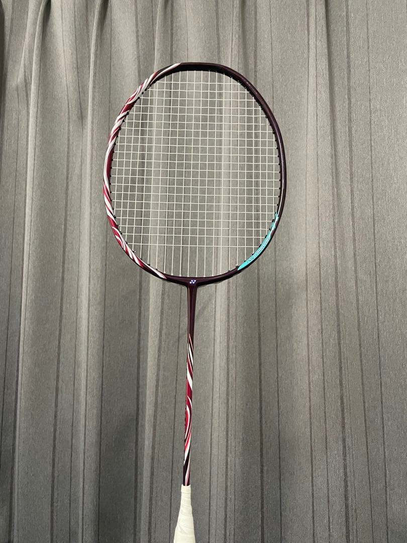 ASTROX 100 ZZ バドミントンラケット
