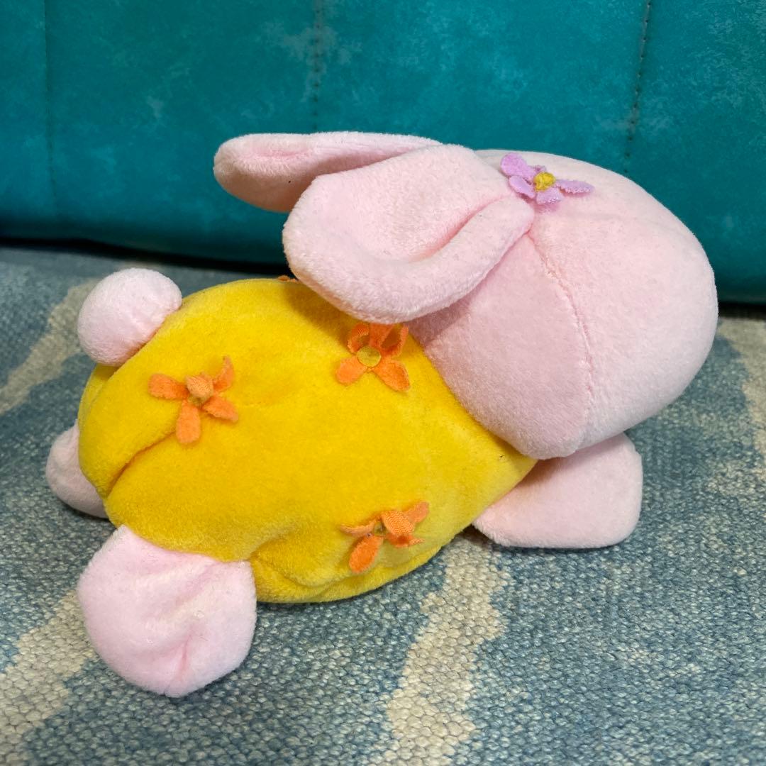 シナダ　うさぎ　ぬいぐるみ　ピンク
