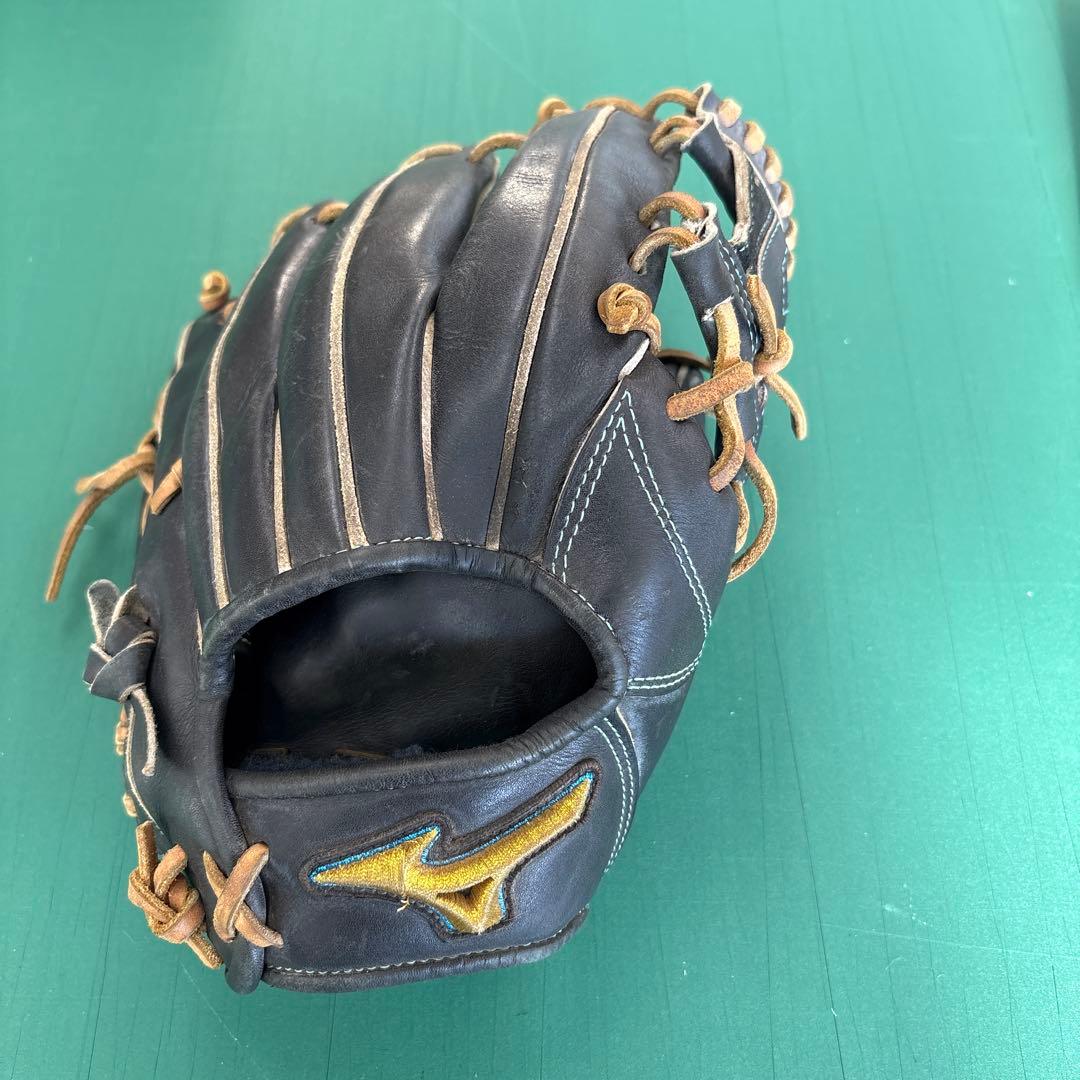 Mizuno 硬式グローブ 黒 レザー　限定モデル　内野手用