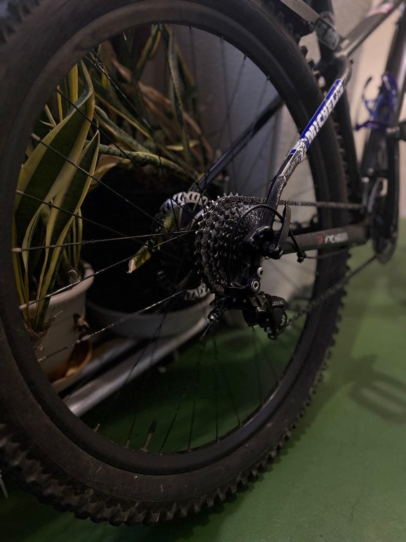 早い者勝ちTREK X-Caliber7 27.5 マウンテンバイク