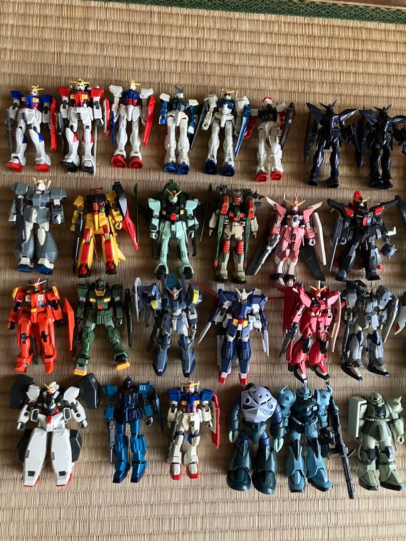 ガンプラ　まとめ売り　ジャンク品　ガンダム　45体