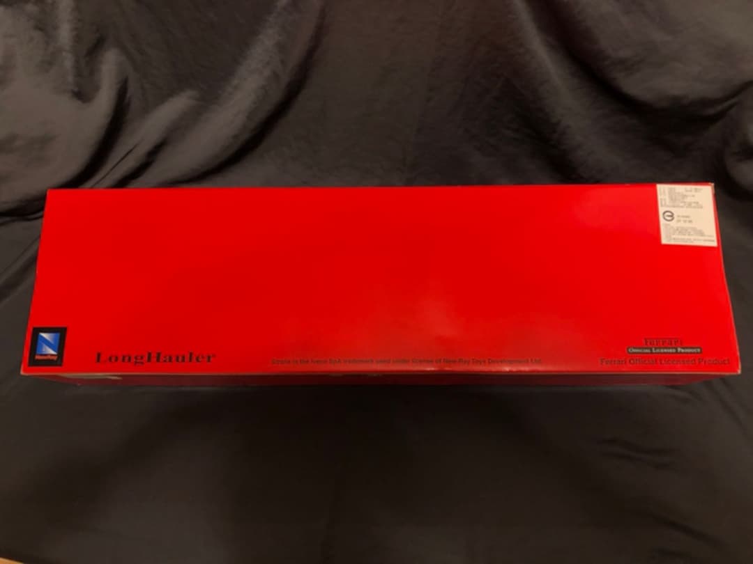 フェラーリ　トレーラー　1/32　未開封品