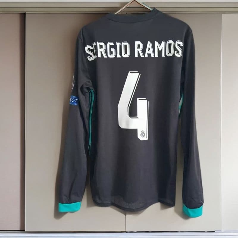 17-18 Sergio Ramos 4番 長袖シャツ リアル・マドリード