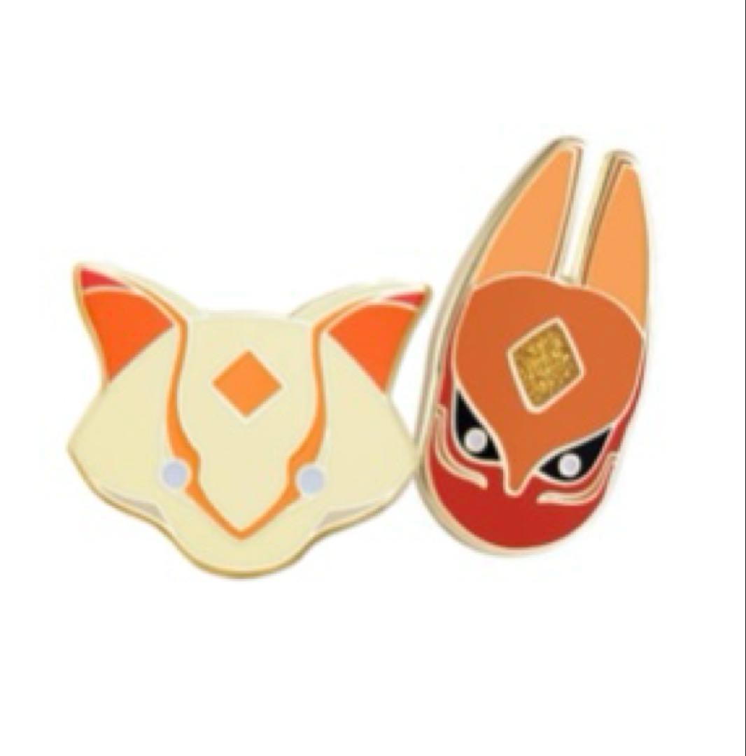 新品、STAR未連携 Sky星を紡ぐ子どもたち イタチ面＆キツネ面 ピンバッジ