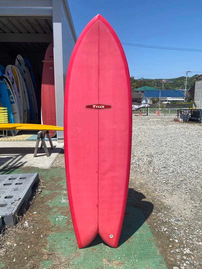 TYLER サーフボード　6'0\