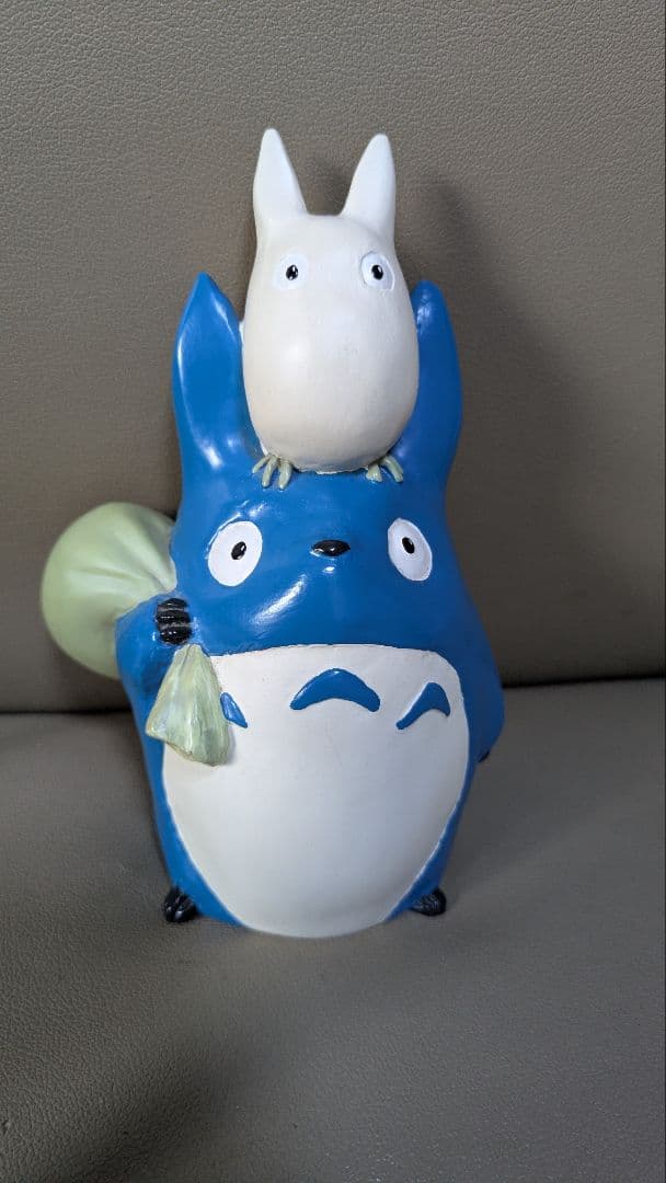トトロ 貯金箱 。
