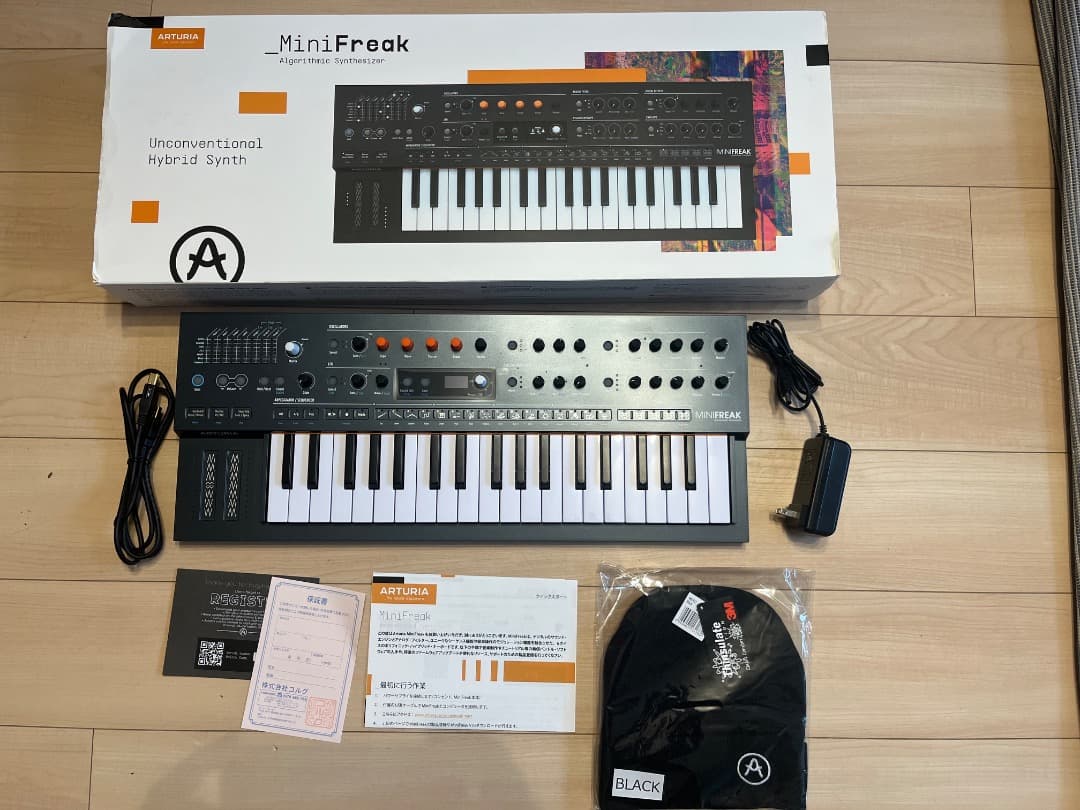 Arturia MiniFreak シンセサイザー