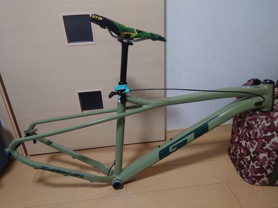 GT ZASKAR　EXPERTフレーム ※dmr　ハンドル&ステム&グリップ付