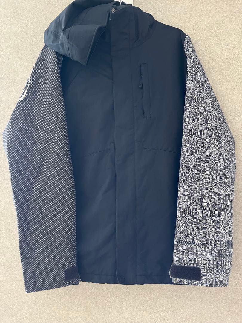 VOLCOM スノーボードウェア セットアップ　グローブ付き