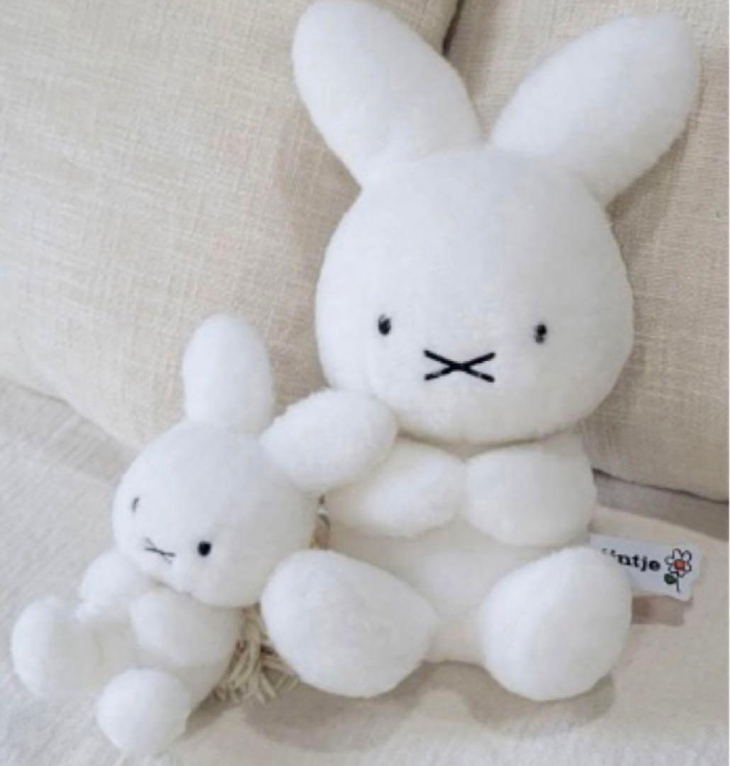 【新品タグ付】70ｔｈナインチェ　ぬいぐるみ　マスコットキーチェーン　ミッフィー